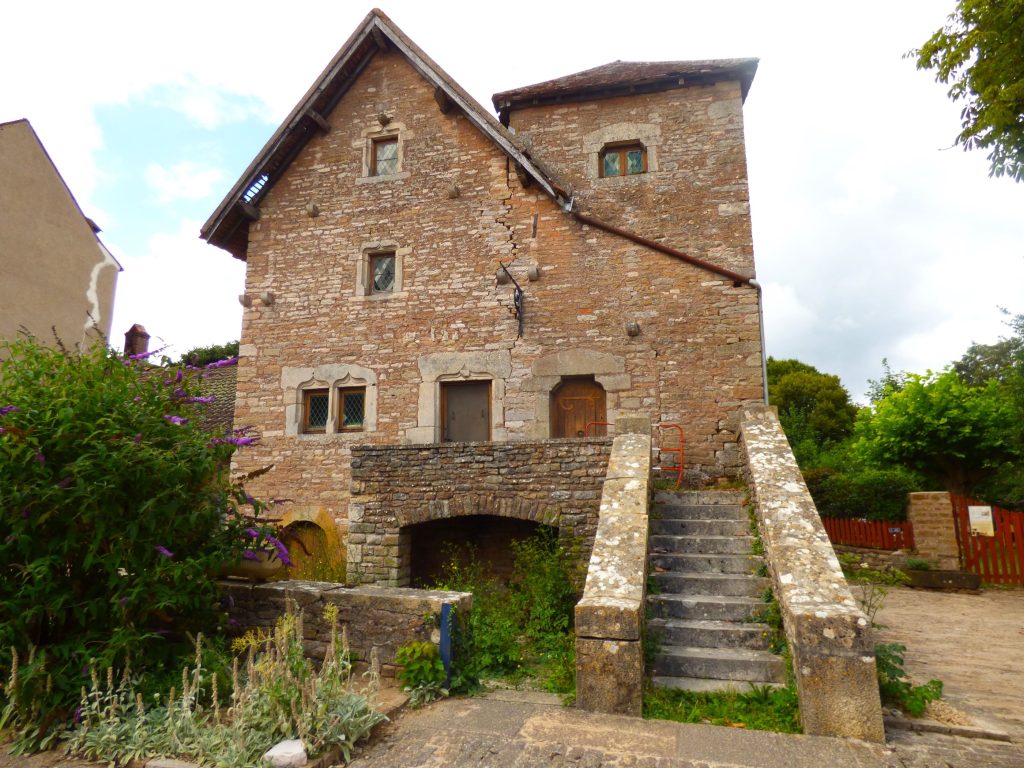 Village de caractère en Bourgogne du Sud