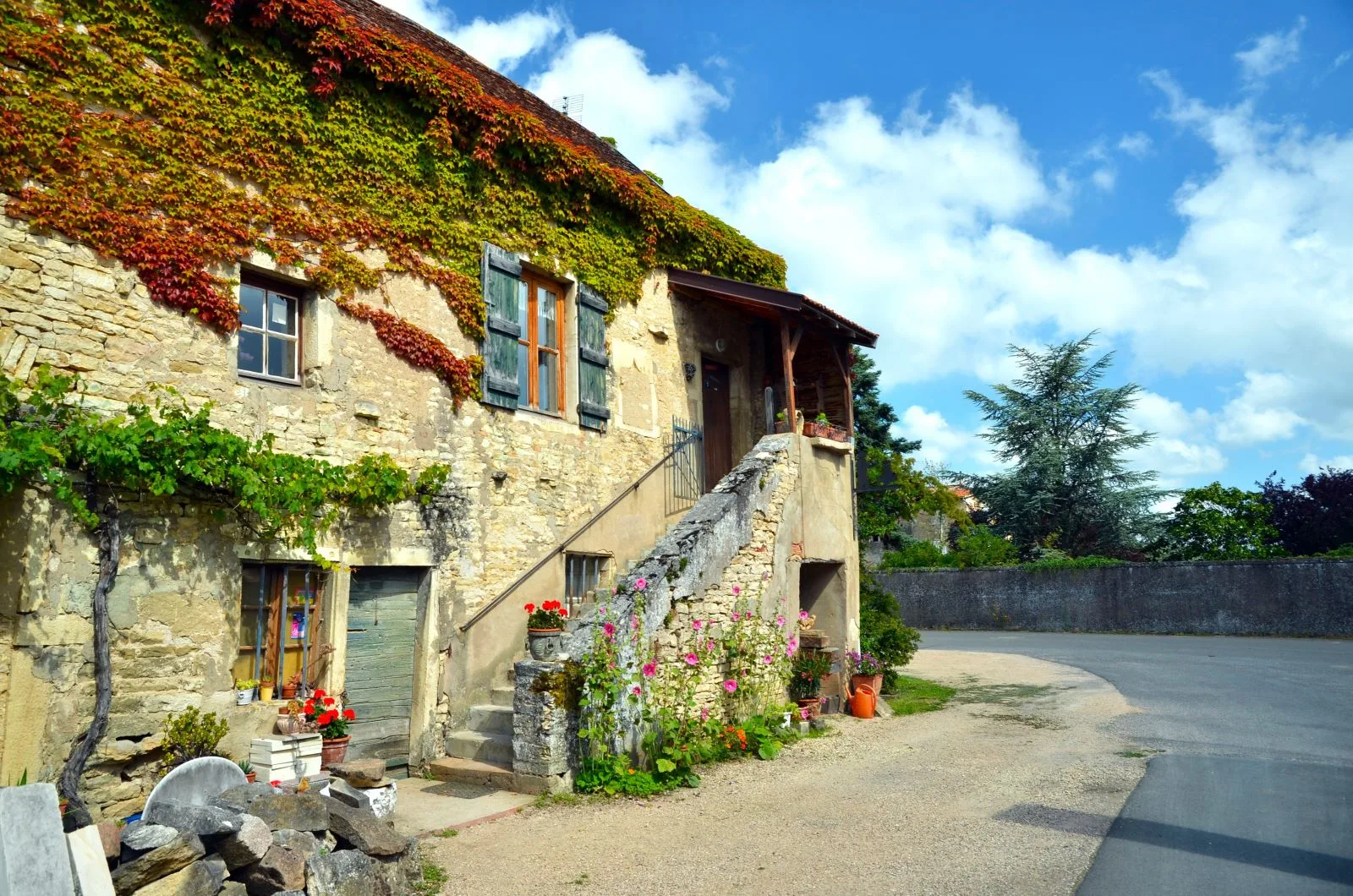 Village de caractère en Bourgogne du Sud 