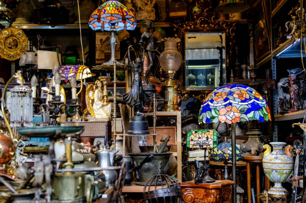 Salon des Antiquaires de Tournus en Bourgogne du Sud