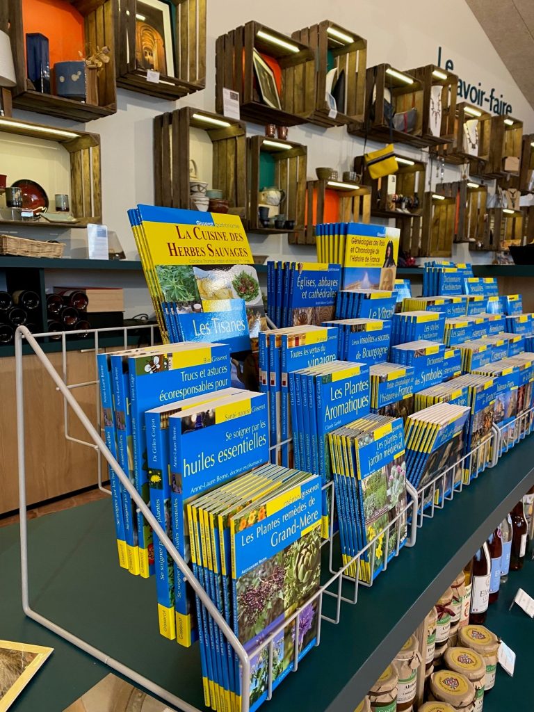 Souvenirs de Bourgogne, boutique de l'Office de Tourisme de Tournus en Bourgogne du Sud